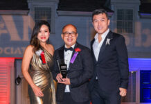 Takashi Cheng of Society 1 receives the Asian Business Association’s Media Visionary of the Year Award